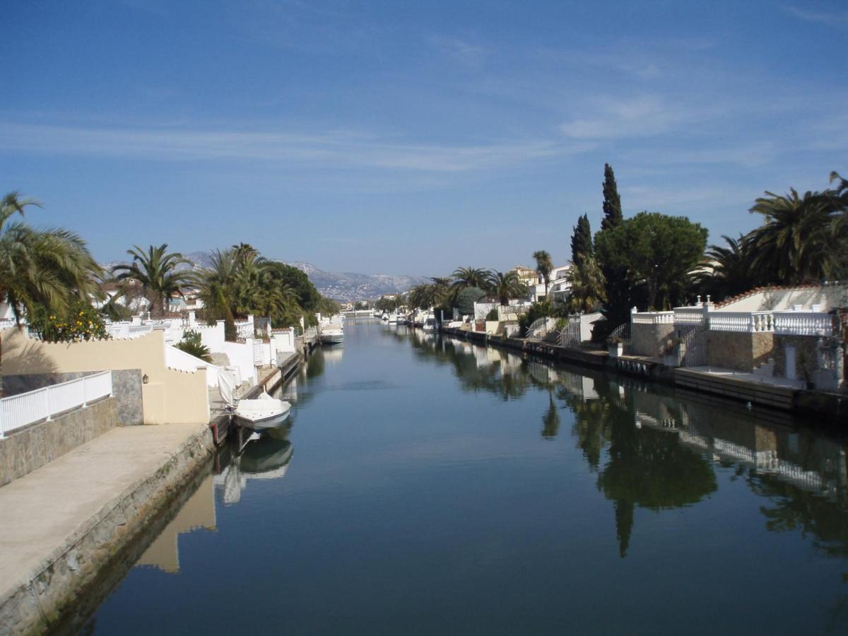 Apartamento Renovado, Luminoso, A 300M De La Playa Διαμέρισμα Empuriabrava Εξωτερικό φωτογραφία